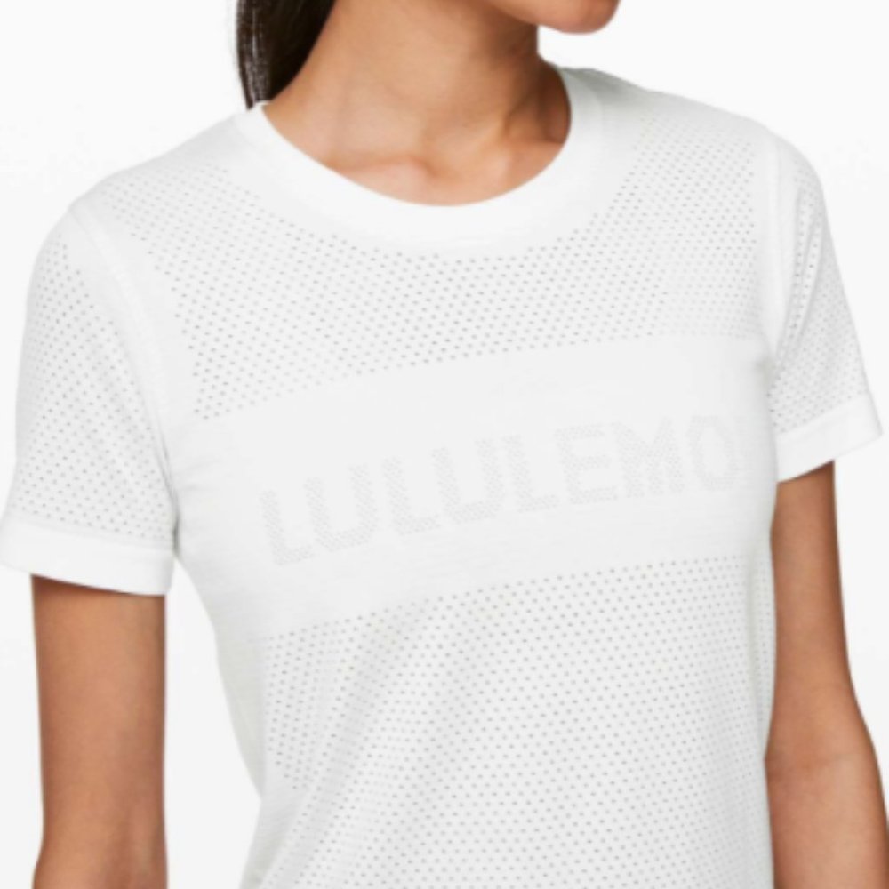 NWOT Lululemon Breeze By Short Sleeve *lululemon*